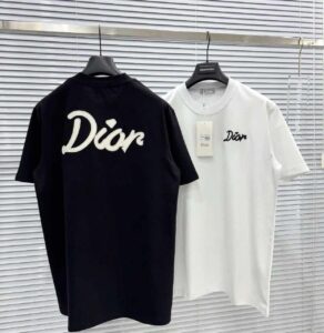 TOP 5 mẫu áo thun hot nhất hiện nay dành cho giới